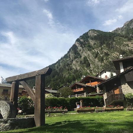 Hameau De Jadis Lägenhet Pré-Saint-Didier Exteriör bild