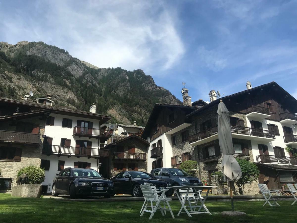 Hameau De Jadis Lägenhet Pré-Saint-Didier Exteriör bild